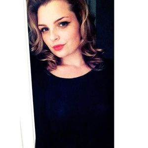 Meet your Posher, Alyssa